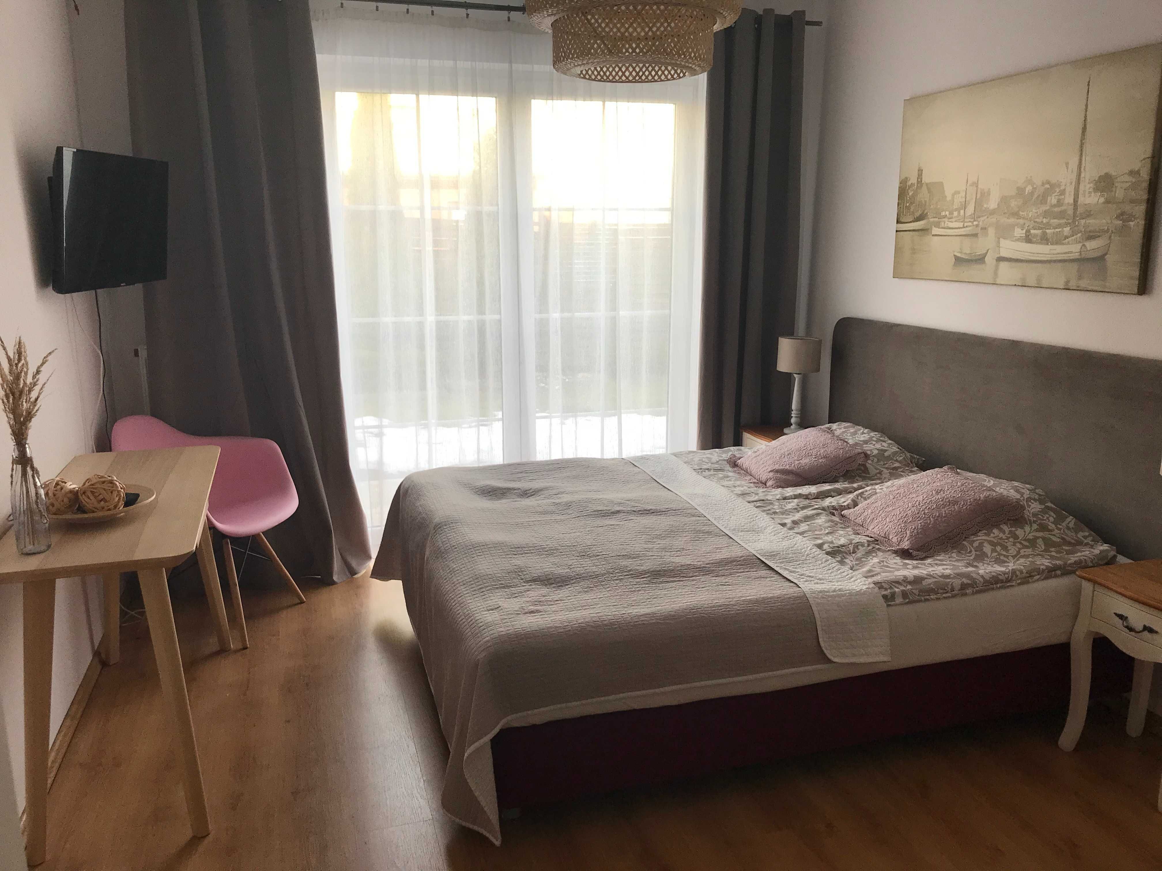 Pokoje z łazienkami i apartamenty centrum Hel