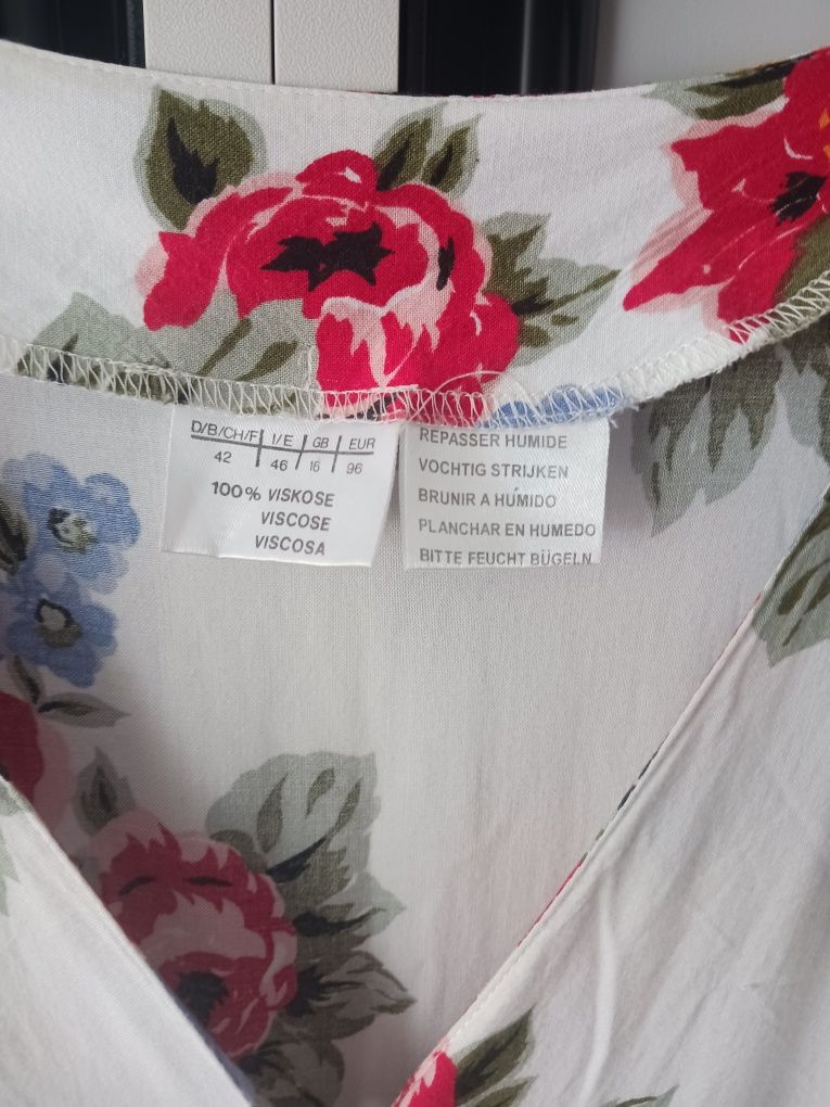 Kwiecisty kombinezon na lato rozm. M/L