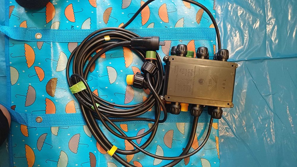 Електрична розподільча коробка Aspock 76-6430-007