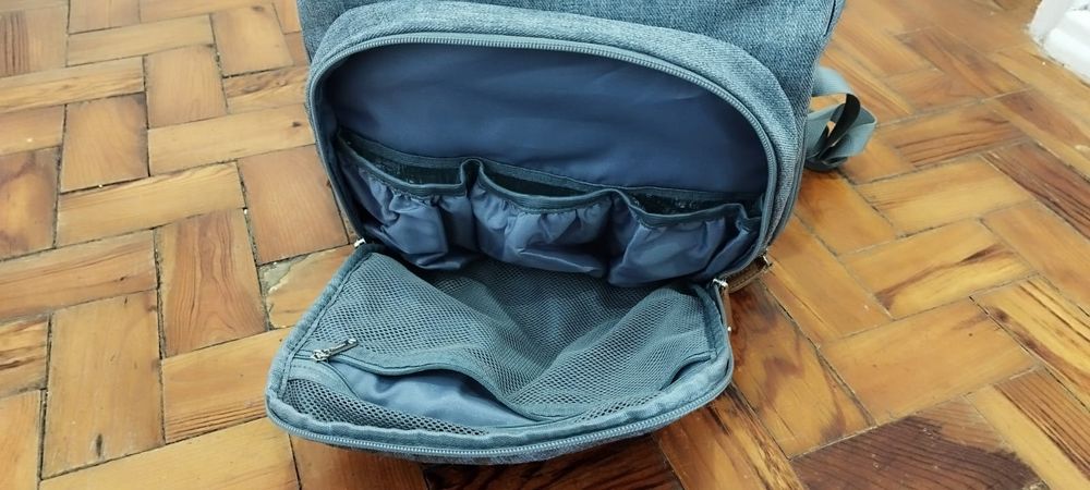 Vendo mala de bebé cinza