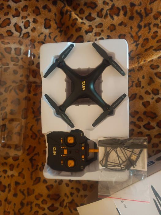 Квадрокоптер без камери