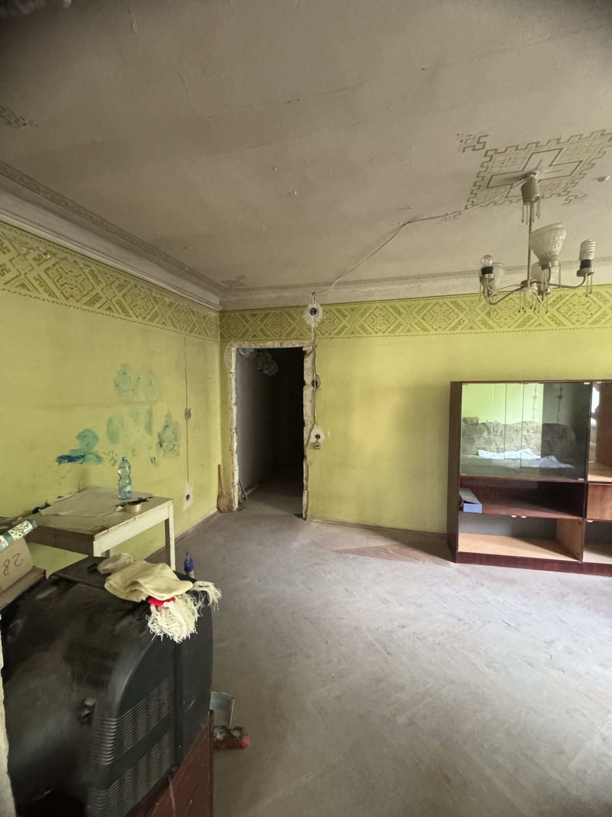 Продаж 2-кім. квартири 51 м.кв., в. О. Ольжича 60 тис дол