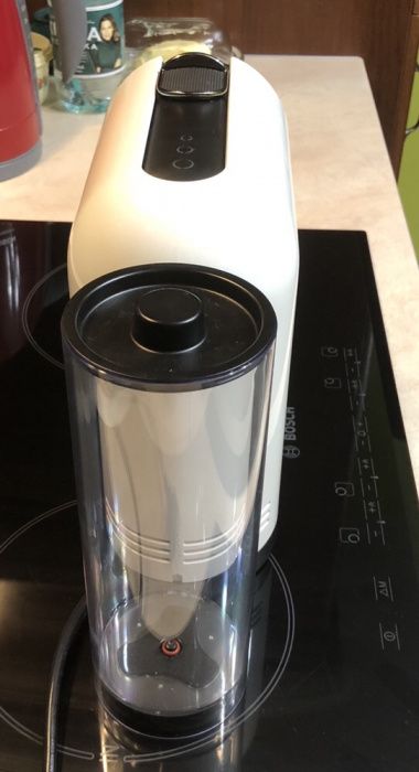 Ekspres KRUPS XN250 + spieniacz do mleka nespresso