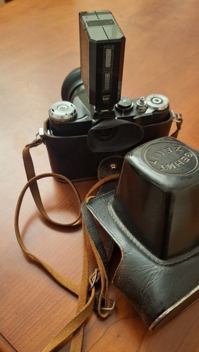 Máquina Fotográfica ZENIT