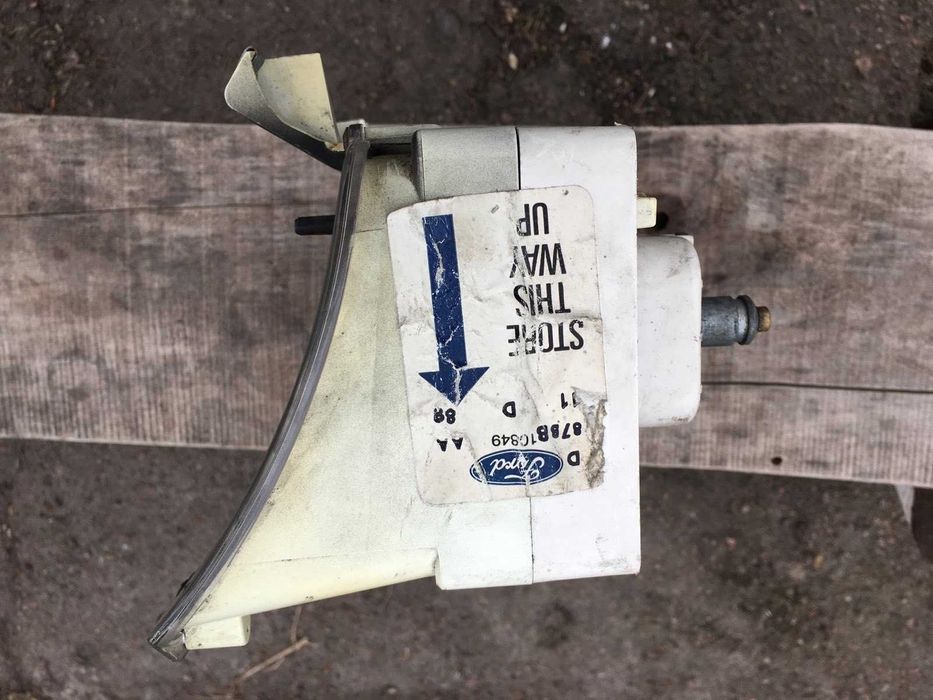 Щиток приборов на Форд Сиерра