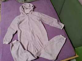 Kombinezon. piżama jednoczęściowa, r.134-140
