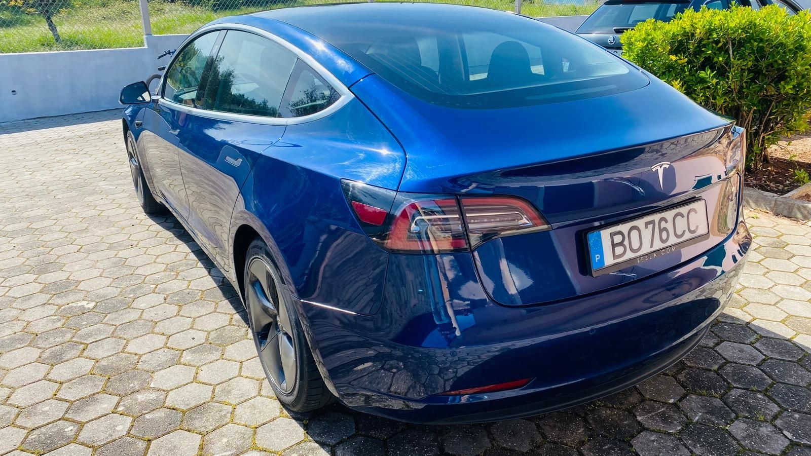 Tesla model 3 standard range plus