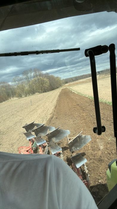 Pługi gregoire besson 4 skibowe obrotowe