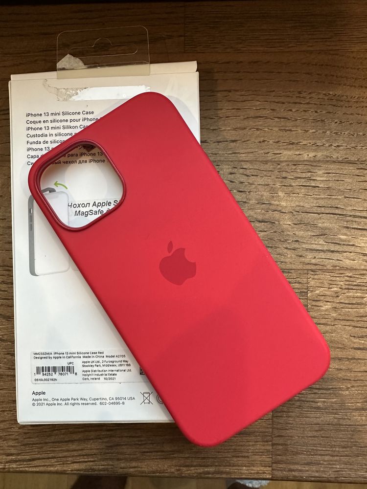 Оригінальний чохол Silicone Case with MagSafe для Apple iPhone 13 mini