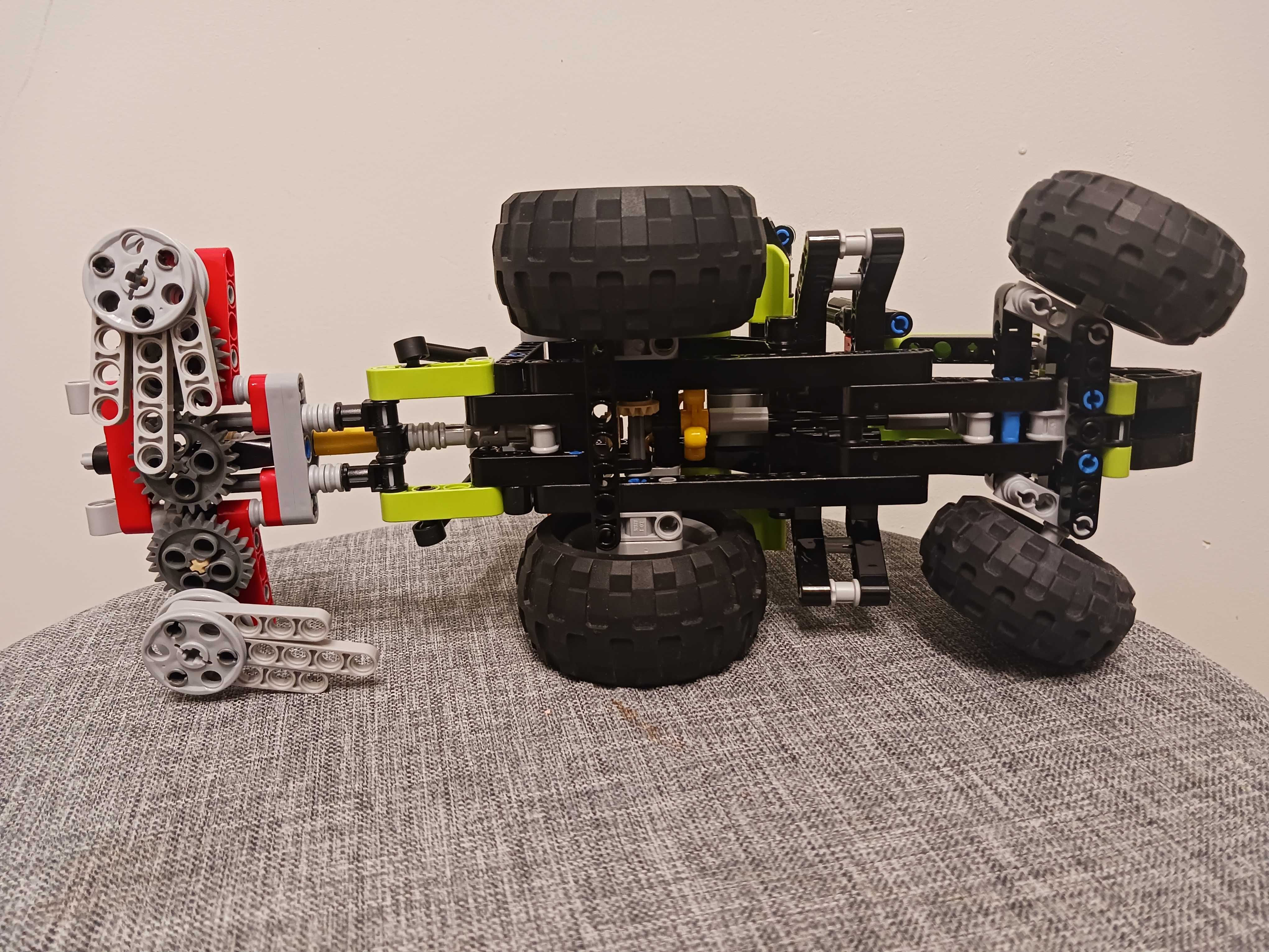 LEGO TECHNIC 9393 - Traktor z kosiarką, klocki lego