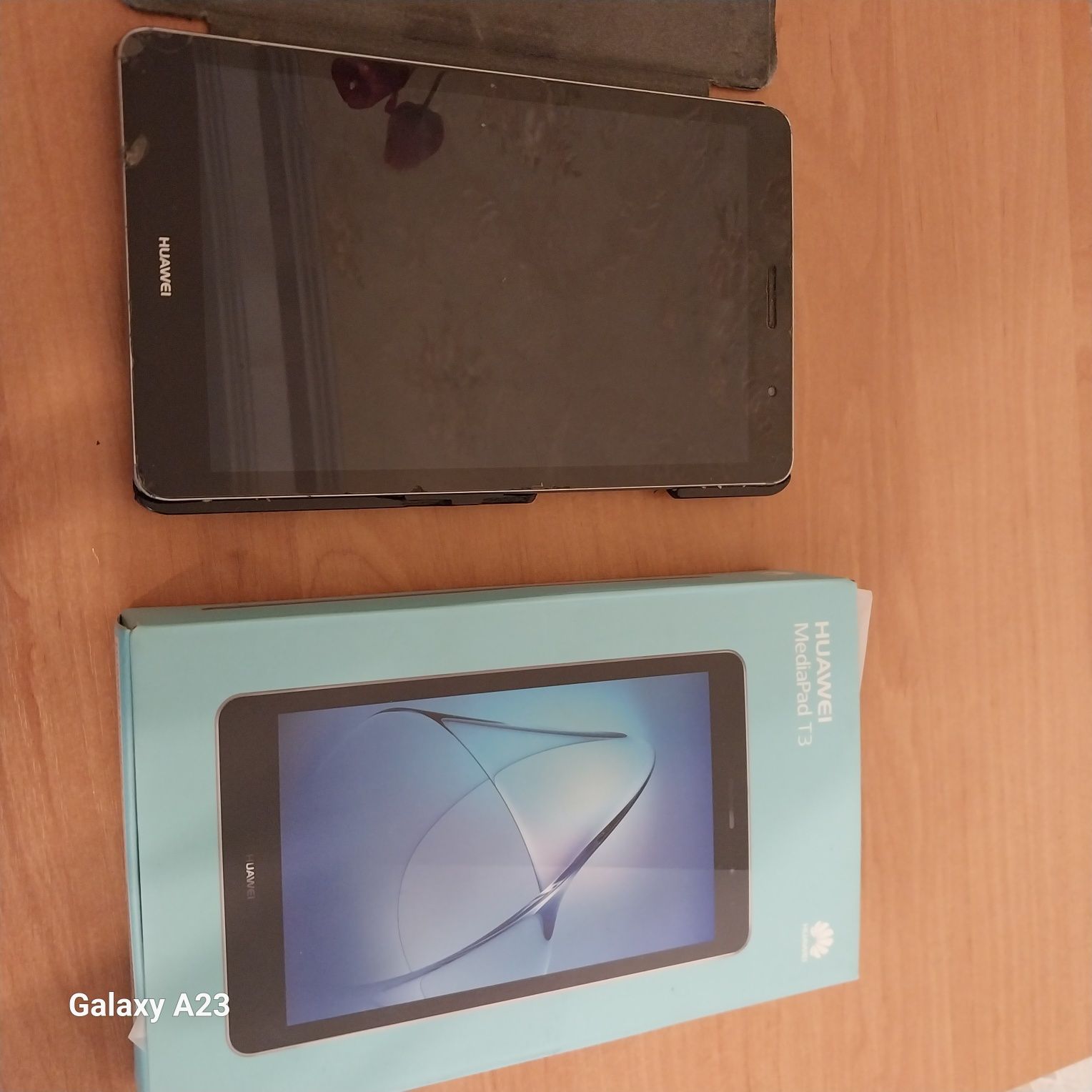 Планшет Huawei MediaPad T3