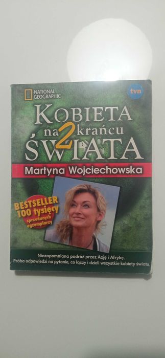 Kobieta na 2 krańcu świata