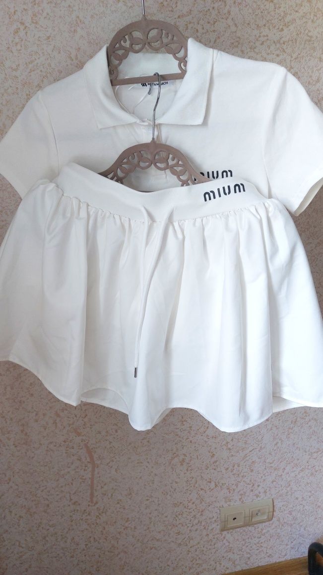 Продам!!! Костюм Miu
