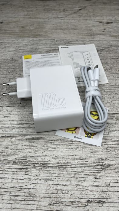 Потужний зарядний пристрій Базеус 100ват Baseus GaN 100w QC PD