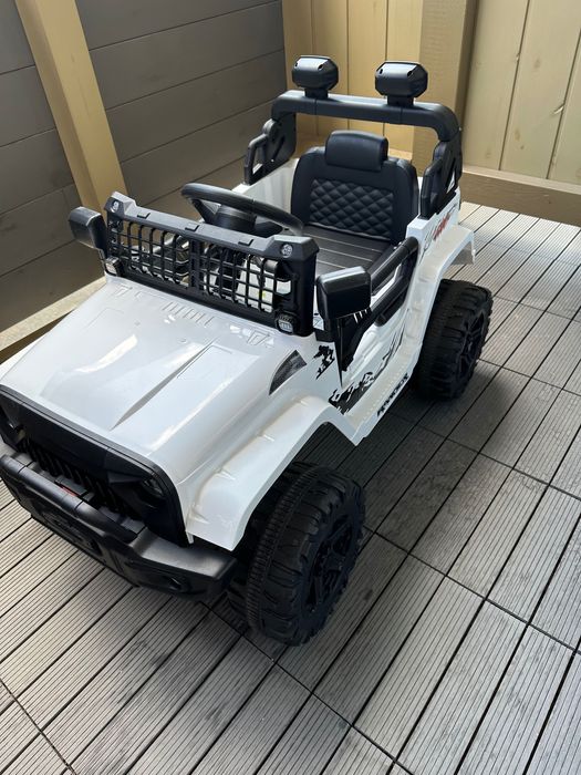 Jeep Auto na akumulator dla Dziecka