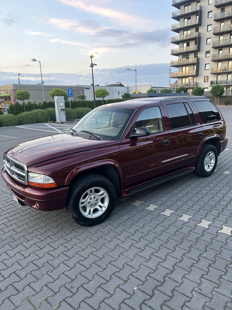 Dodge Durango 4.7 V8 Magnum – Automat | 7-osobowy | LPG | Bezwypadkowy