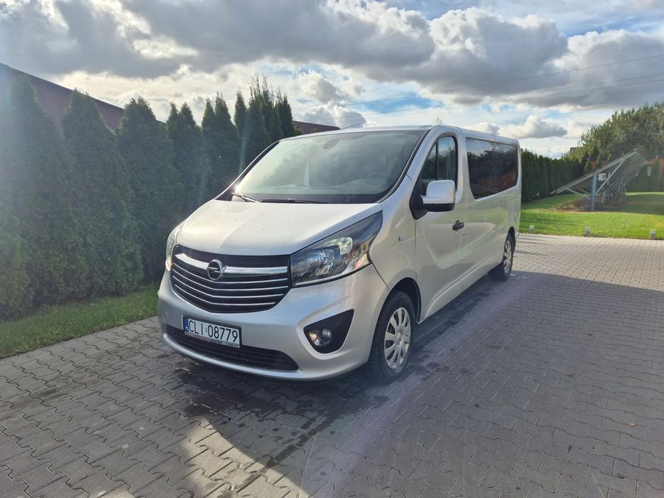Opel Vivaro 2 właść.faktura vat23% Cena brutto polski salon long 145km 9 osobowy