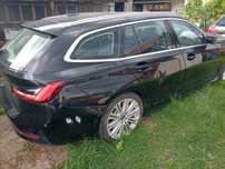 BMW Seria 3 G21 330D 265kM