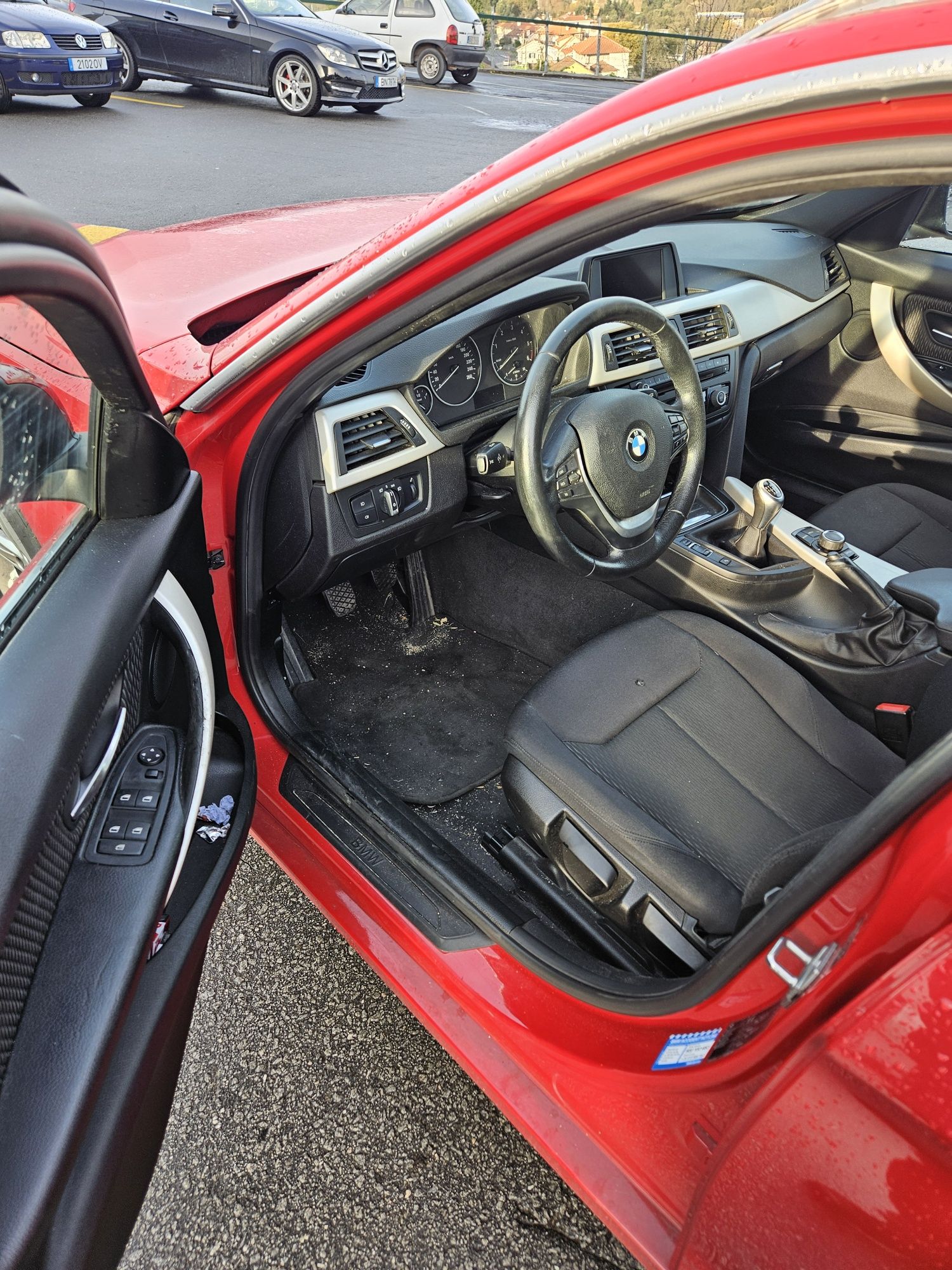 BMW F31 Touring 318d de 2014 para peças