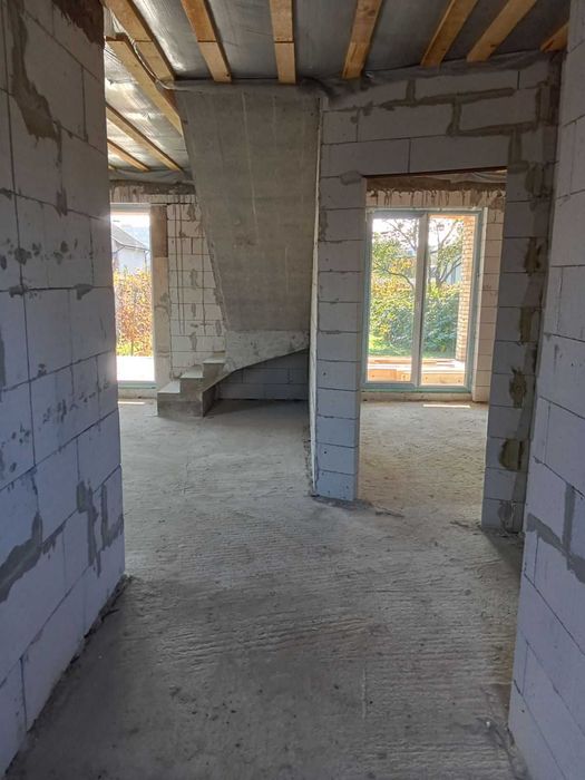 НЕРУХОМІСТЬ від ОЛЕКСАНДРА! Новобудова в Здолбунові.