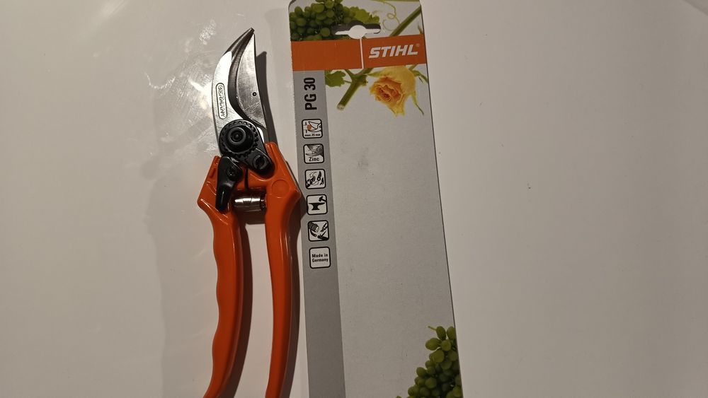 Stihl PG 30 sekator mocny