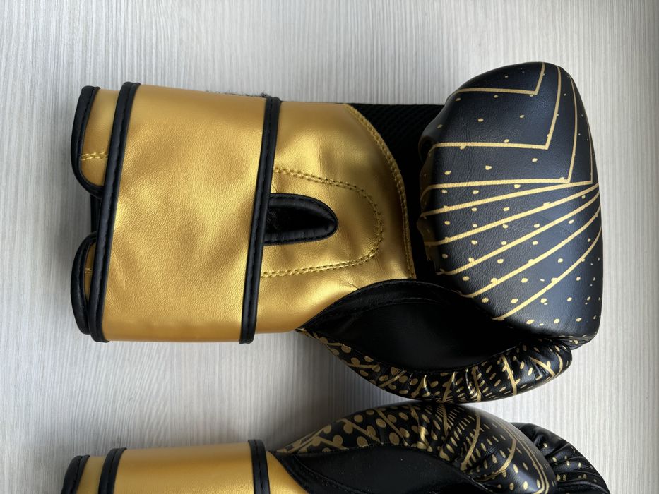 Luvas de Boxe.