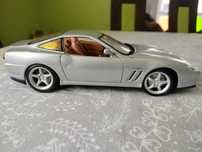 Stalowy model auta Ferrari 1:18