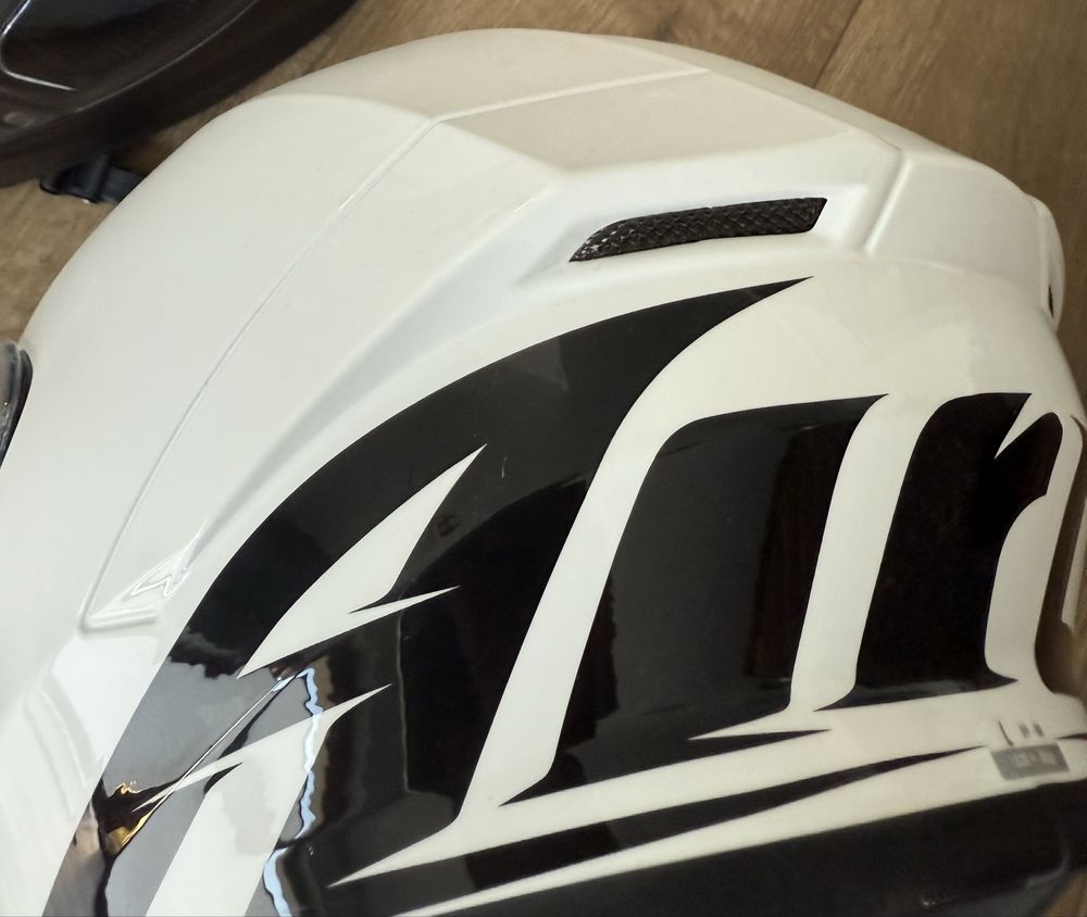 Kask Motocyklowy Airoh L / nowy
