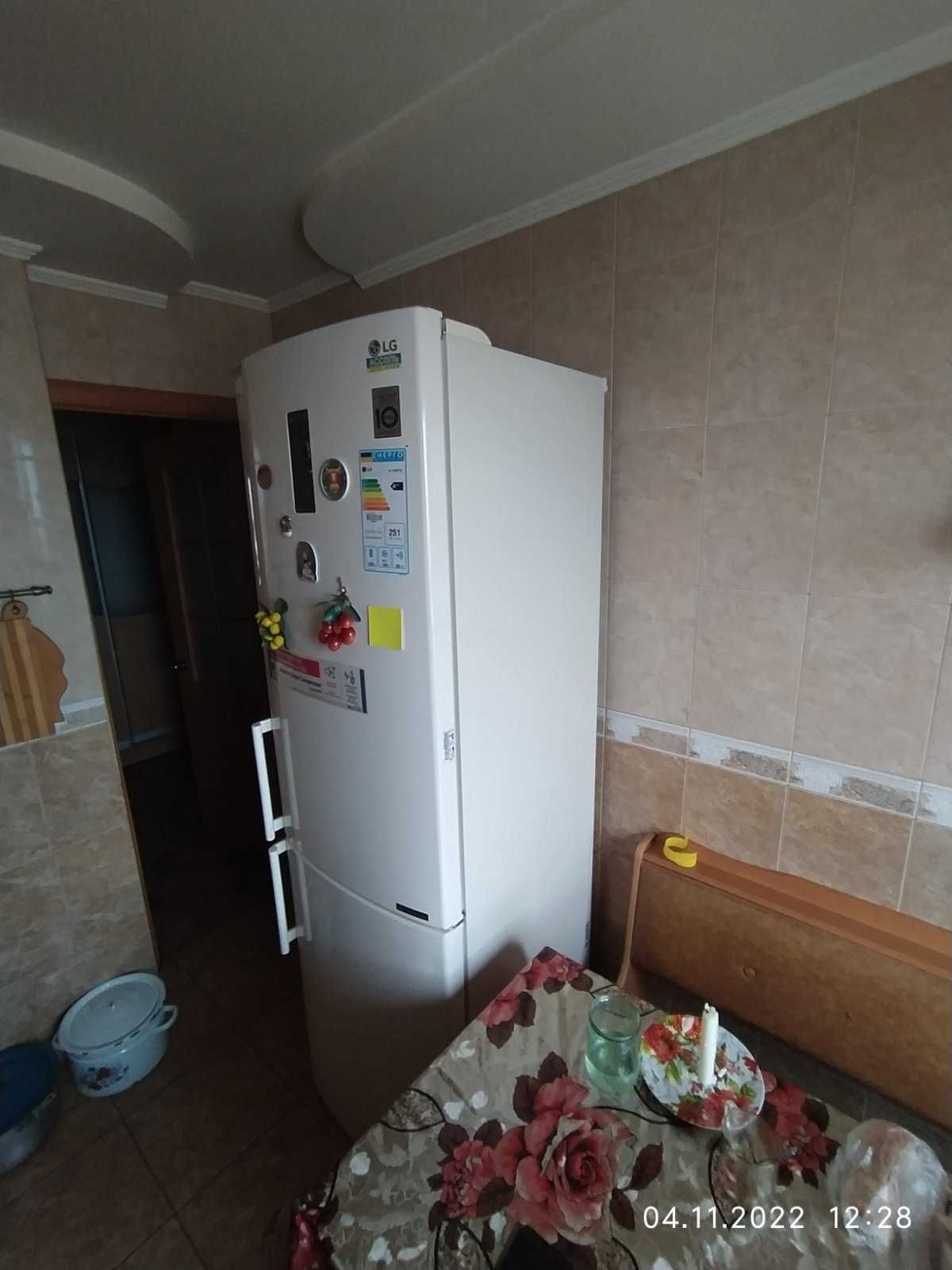 Кімната в 4-х кімн.квартирі без сплати комун. послуг на ПЗР