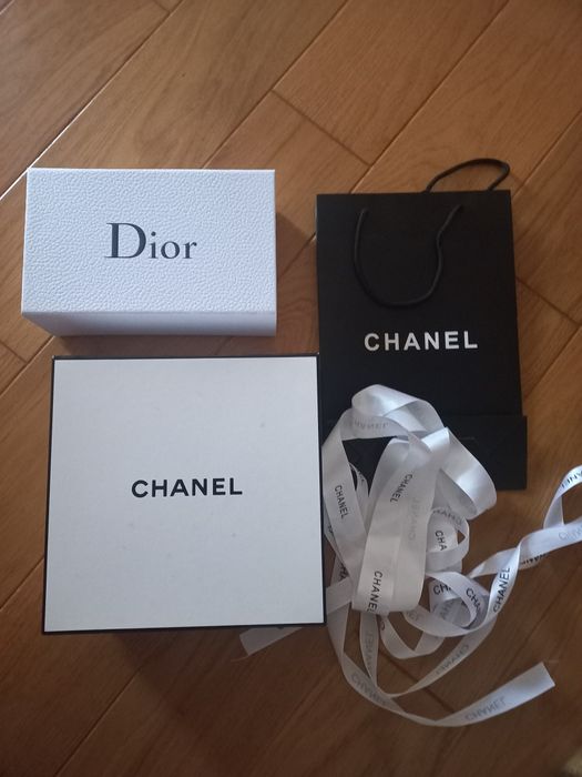 Брендові коробки Chanel Louis  Valentino Kors Prada