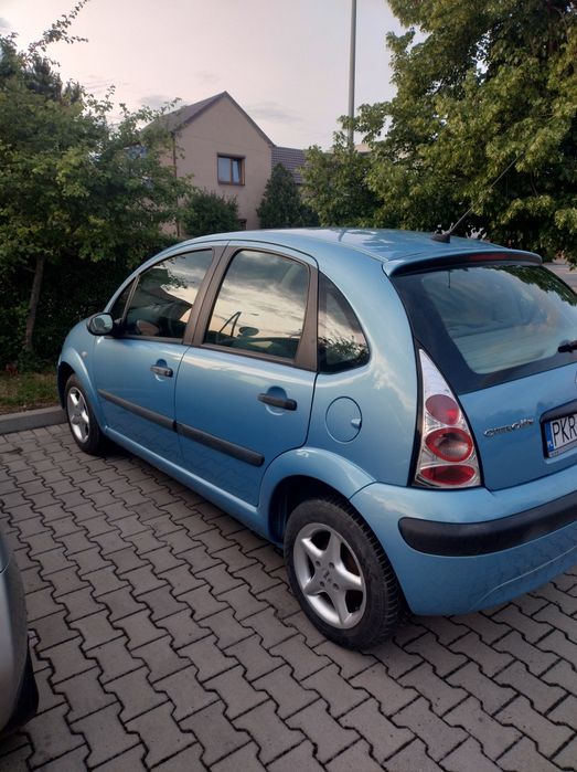 Sprzedam 1.1 Benz OPIS