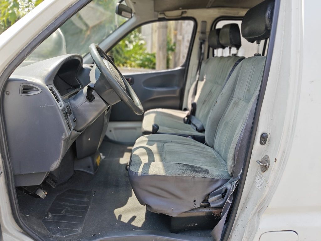 Toyota hiace 9 lugares D/A