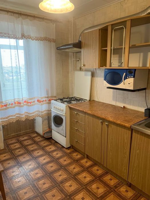 Здам 1-кімнатну квартиру, в районі ринку "Урожай"!