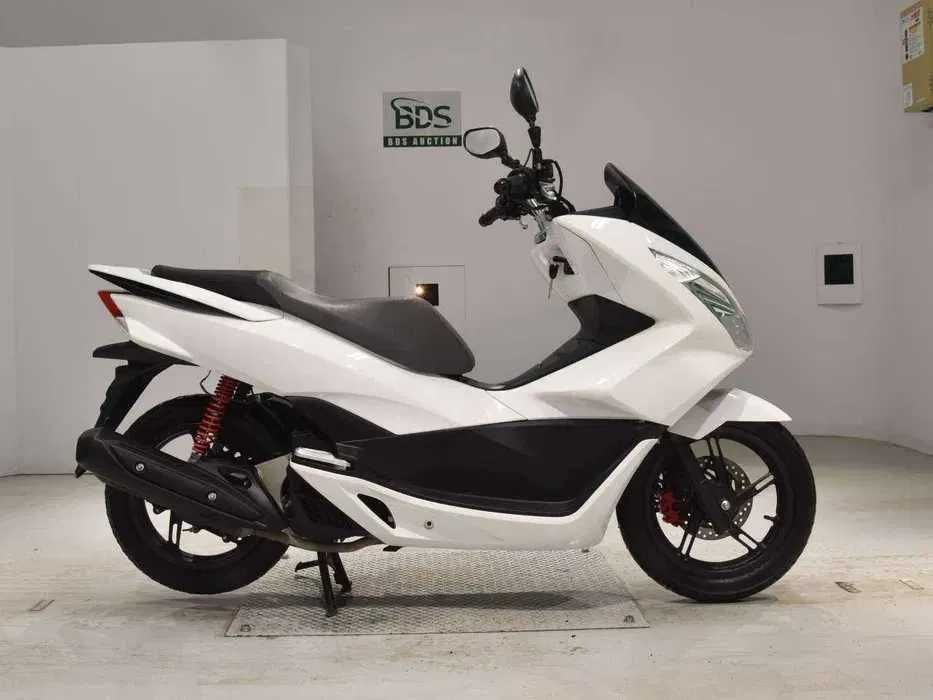 Максі скутер Honda PCX 150 KF18 в Арт Мото Хмельницький з документами