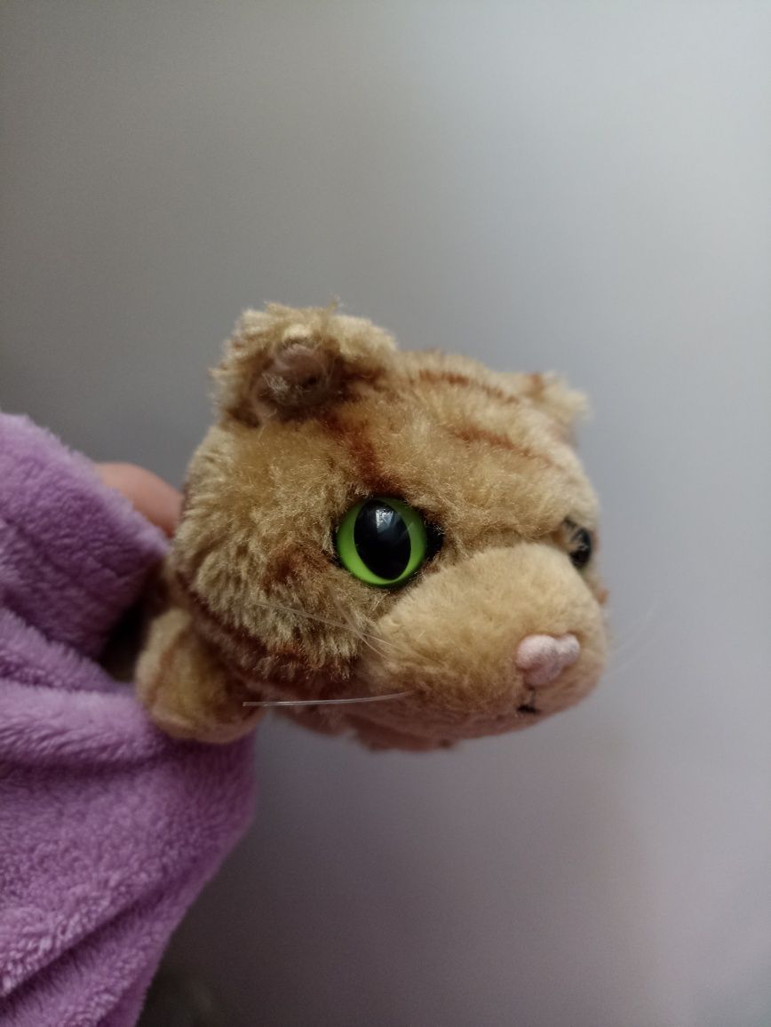 Іграшка м'яка кошеня