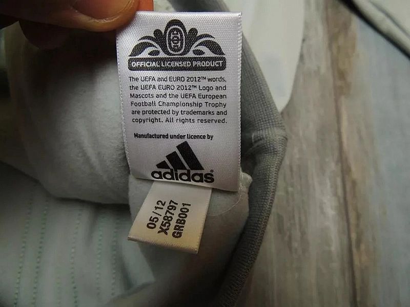 Adidas Tiro Kolekcjonerska Euro 2012 Poland Ukraine Bluza Slim