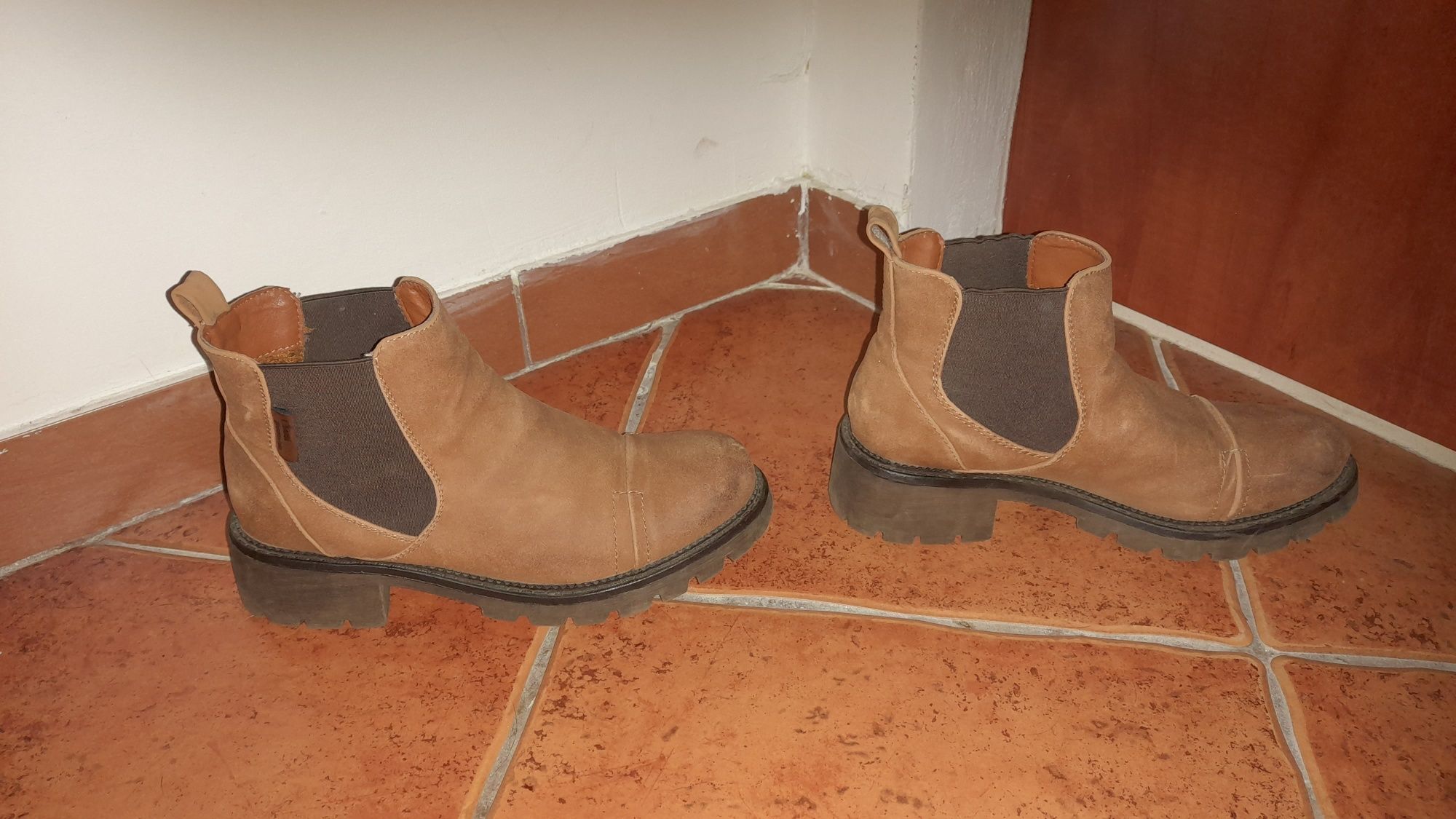 Buty,botki clara barson 38
