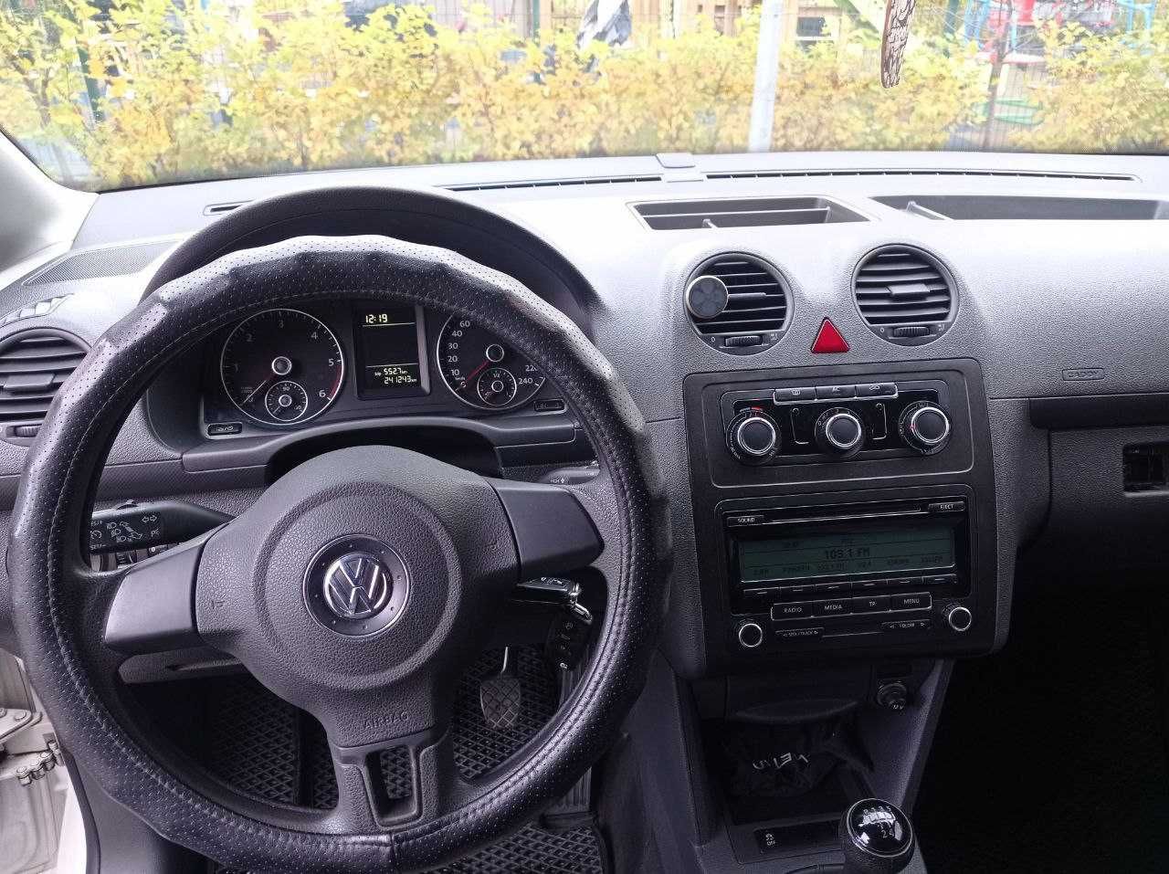 Volkswagen Caddy грузовий