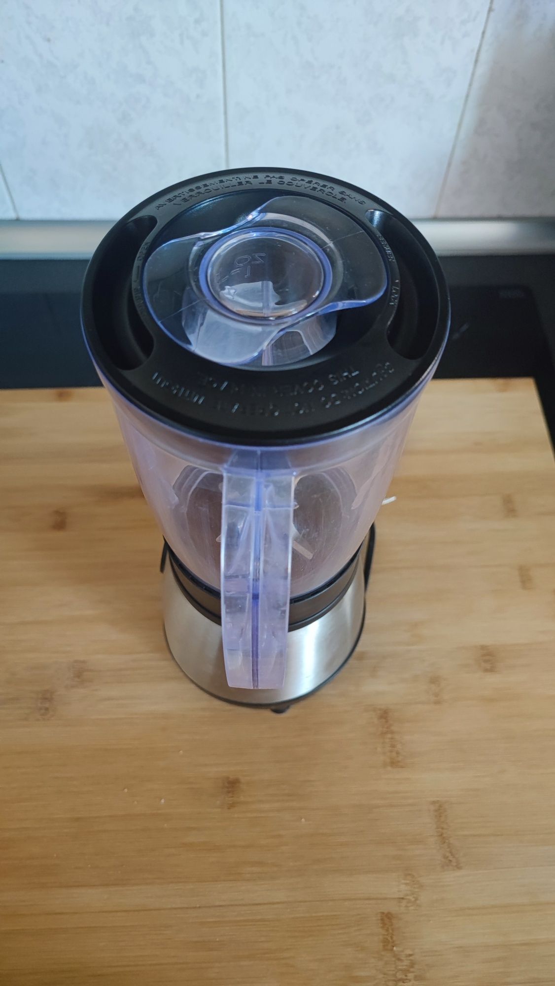 Liquidificadora Moulinex Blend & Go LM1B1D10