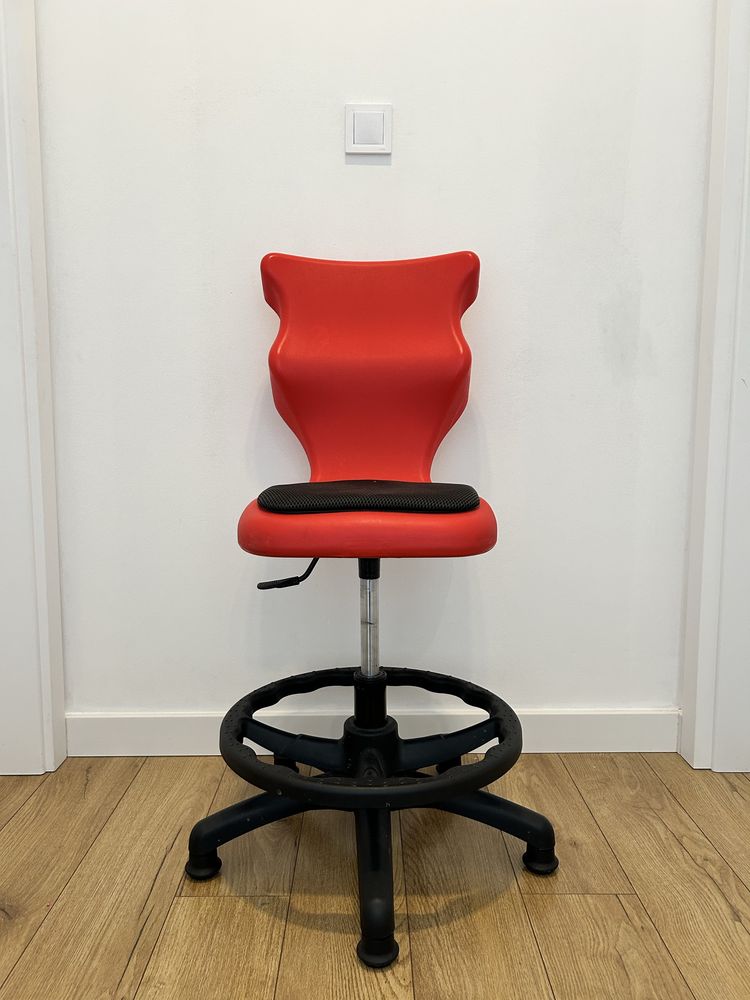 Fotel Entelo krzesło do biurka TWIST SOFT rozm. 4
