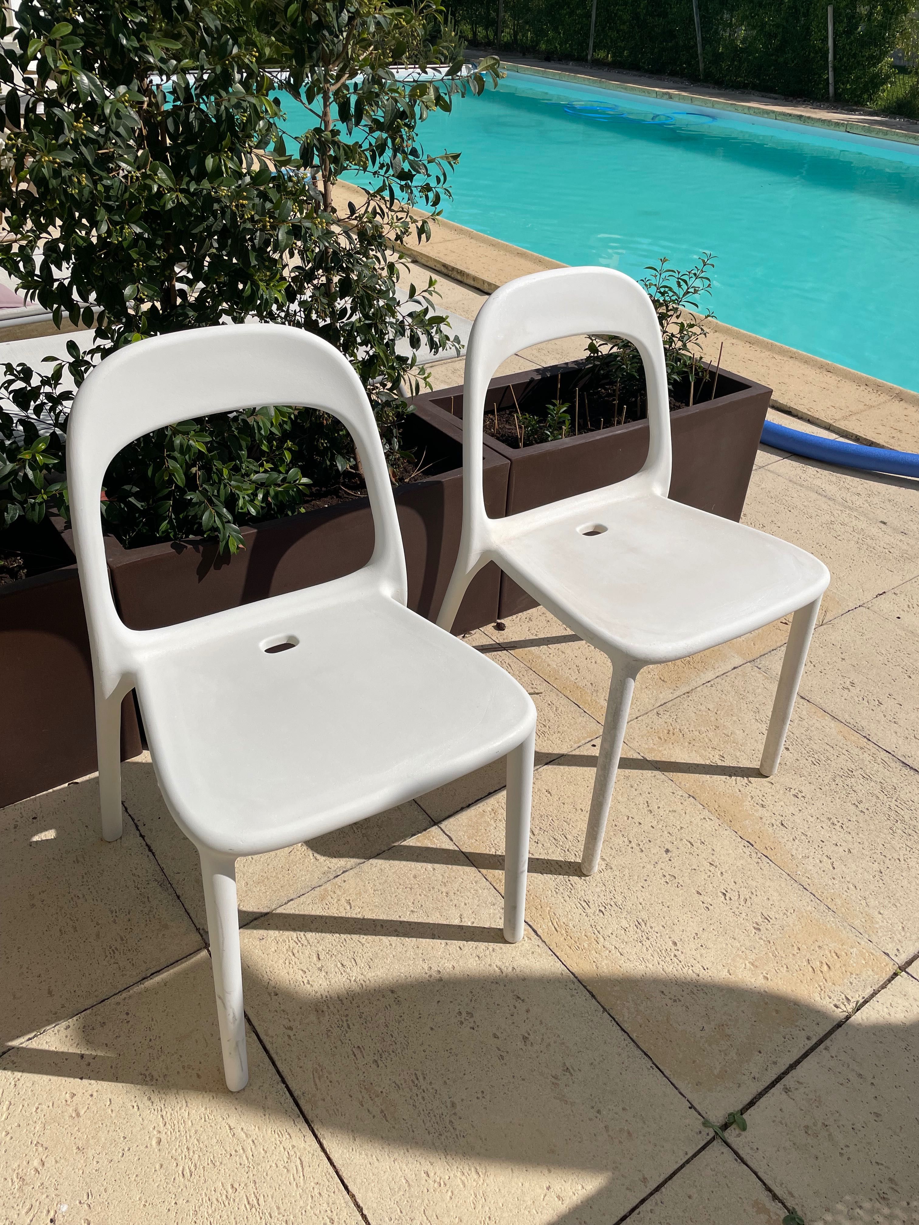 Cadeiras de exterior/ interior em resina
