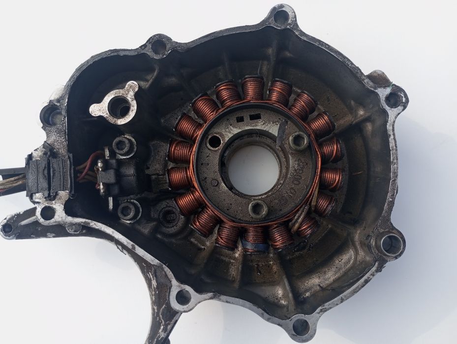 Stator zapłon dekiel Yamaha YZF 125 wr125 misa pokrywa kapa B5