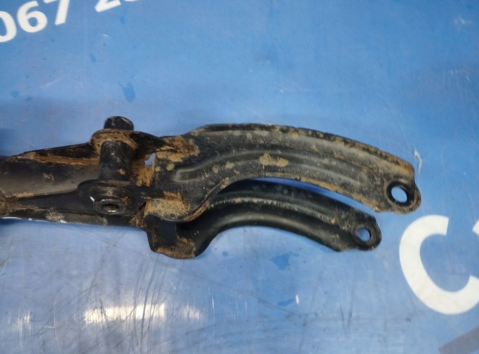 Пневмостойка Touareg FL ФЛ стійка пневма стойка туарег передня права