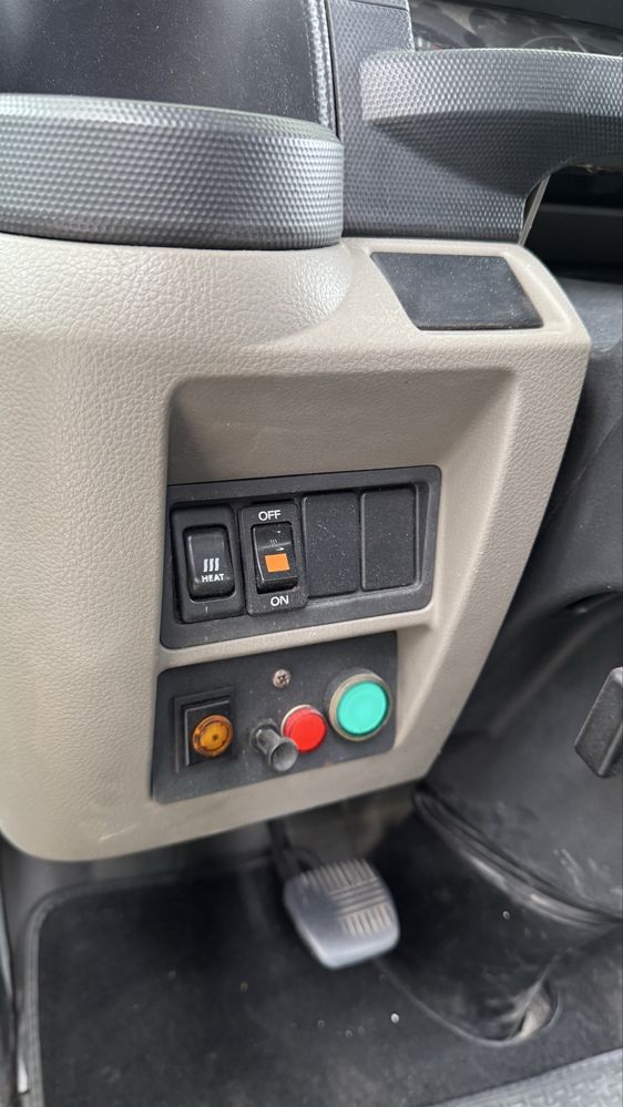 Nissan Cabstar C/ Caixa elevatoria