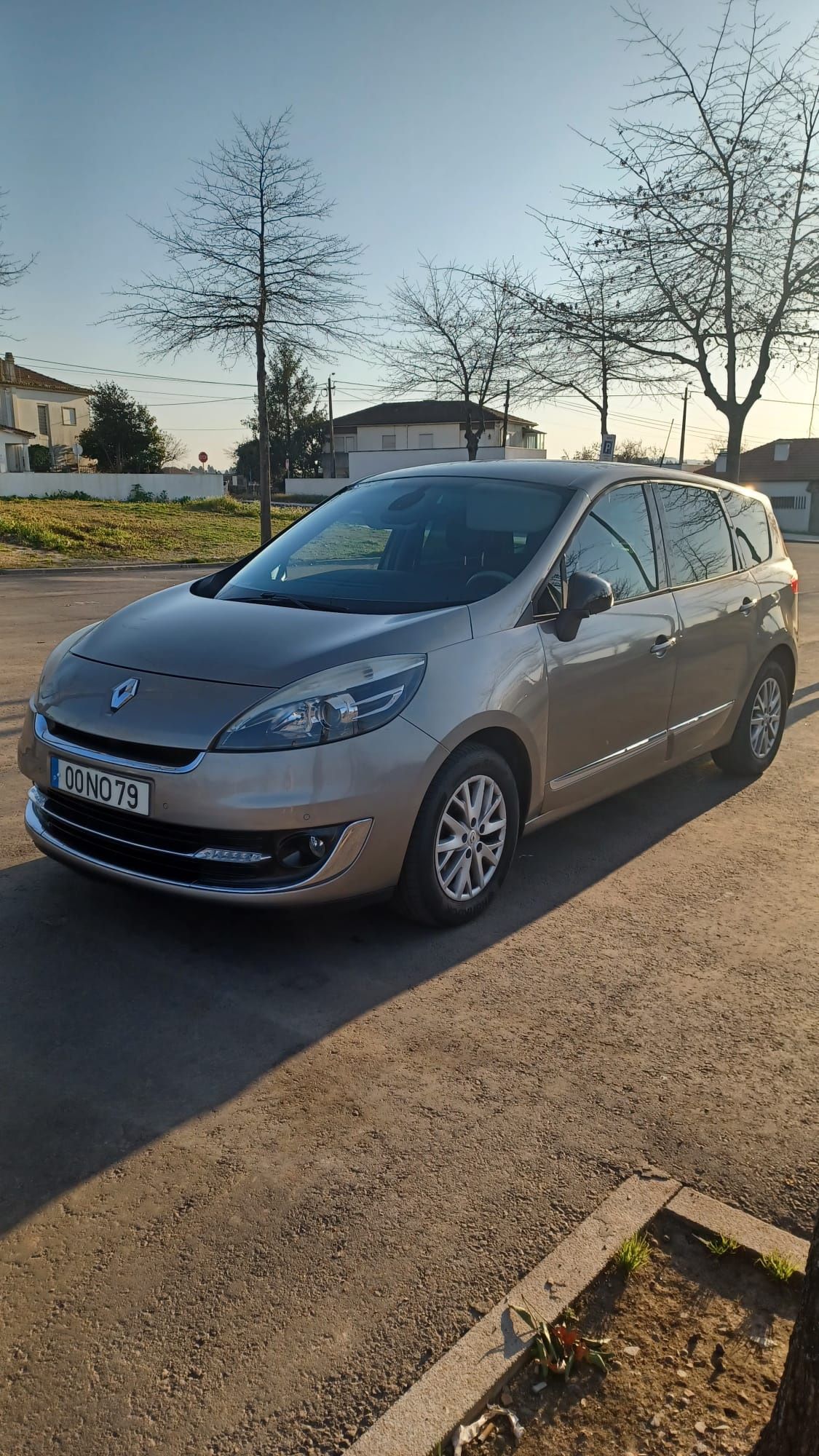 2013 Renault Grand Scénic 1.5dci 110cv 7 Lugares Nacional