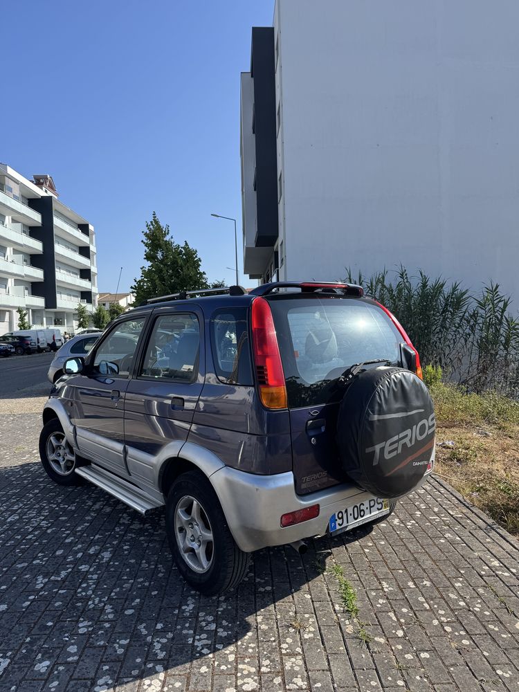 Daihatsu Terios Blue - Jipe