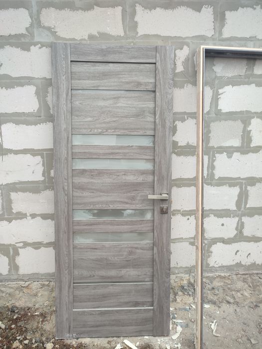 Міжкімнатні двері 80см