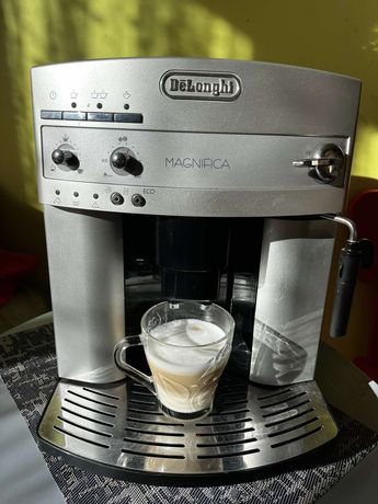 Ekspres do kawy delonghi magnifica