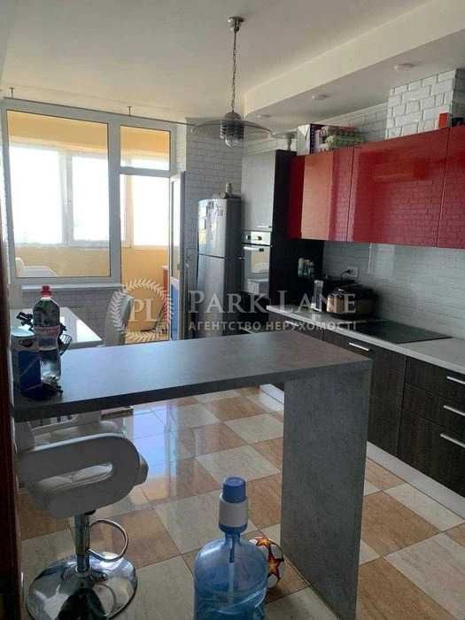 ТОП! Продаж 2к з ремонтом 82м Верховинна Святошин Святобор