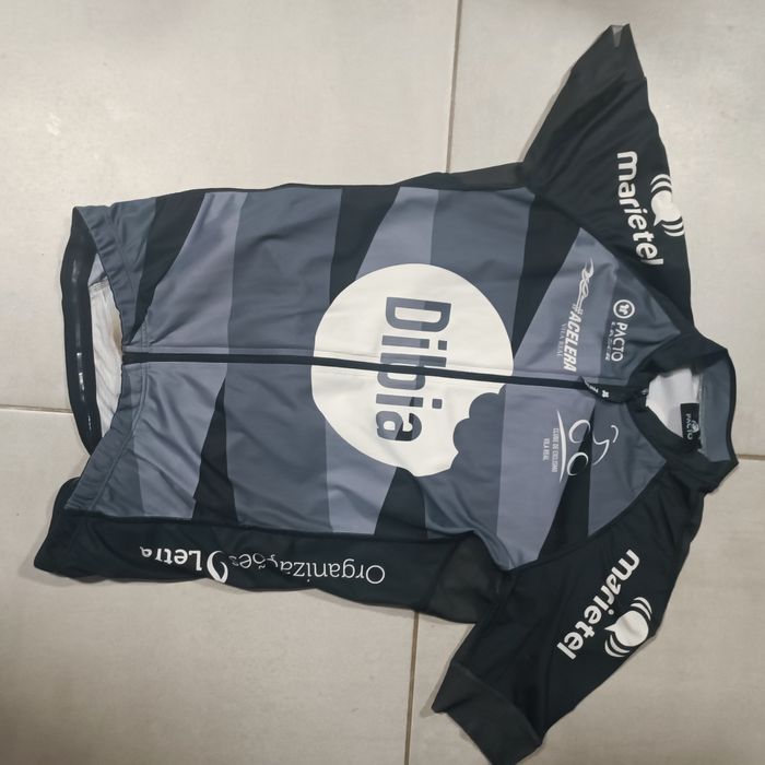 Jersey ciclismo tamanhos S e M